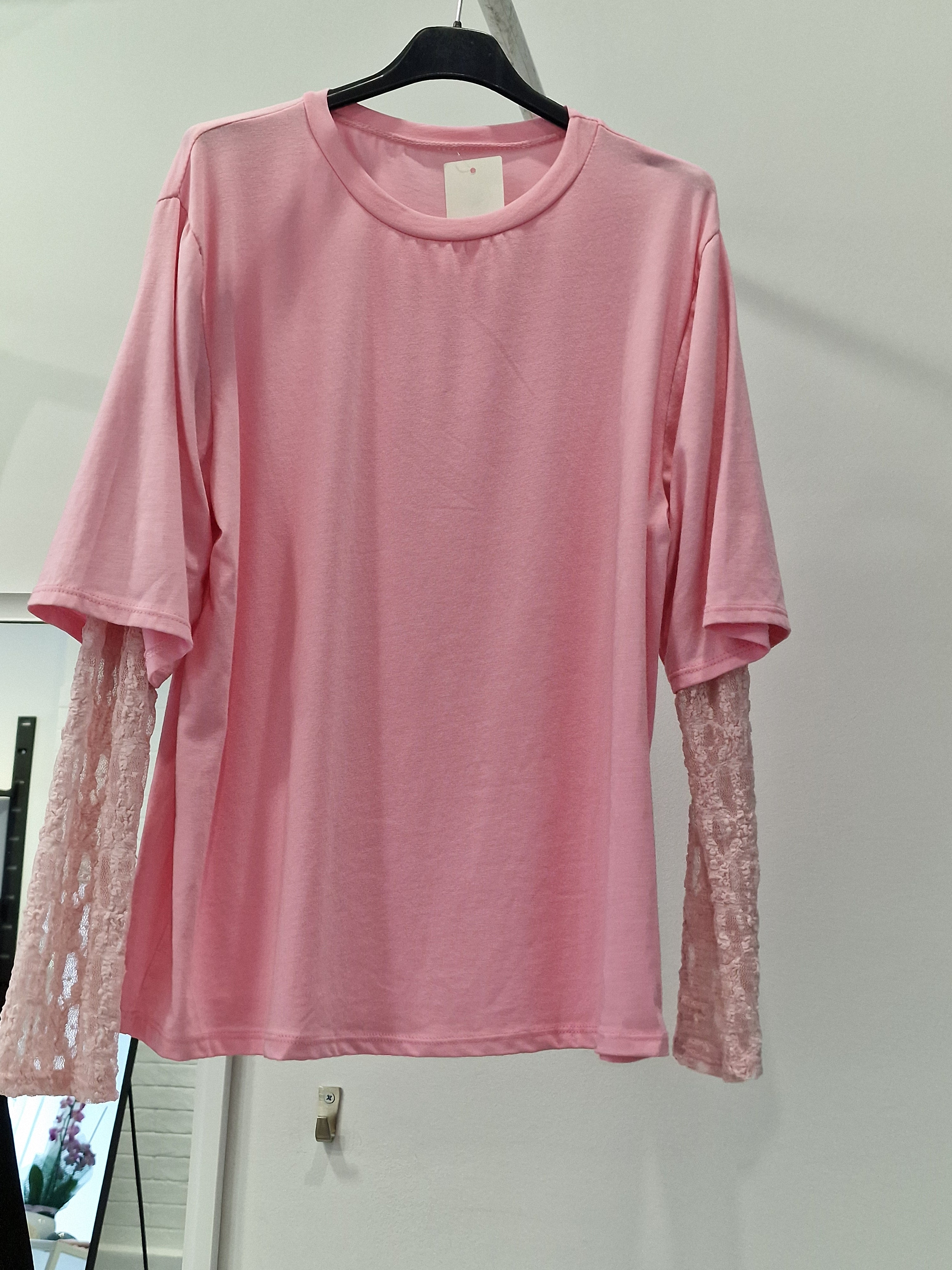 Μπλούζα με Δαντελένια Μανίκια