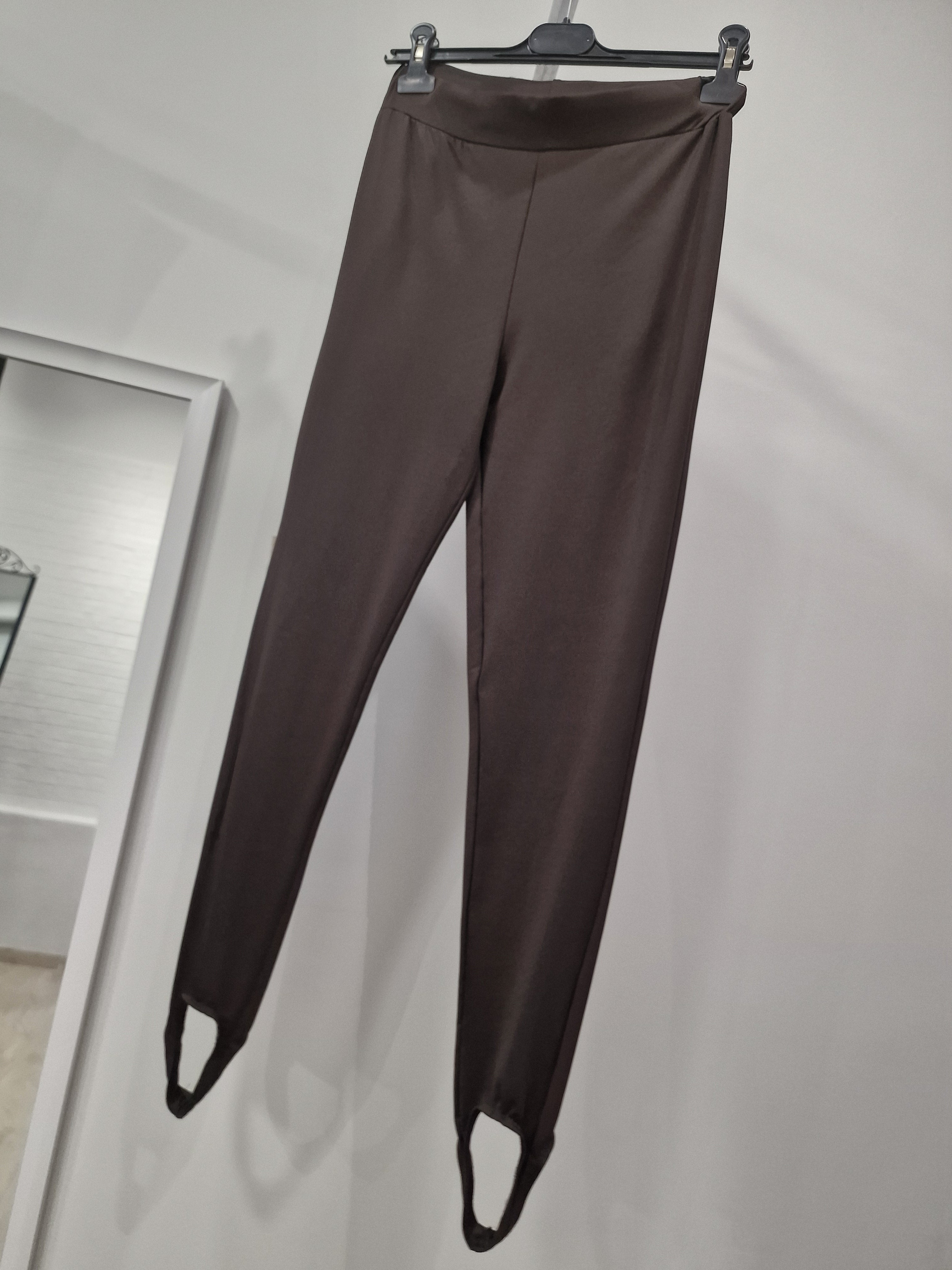 Κολάν με Λάστιχο στο Πόδι