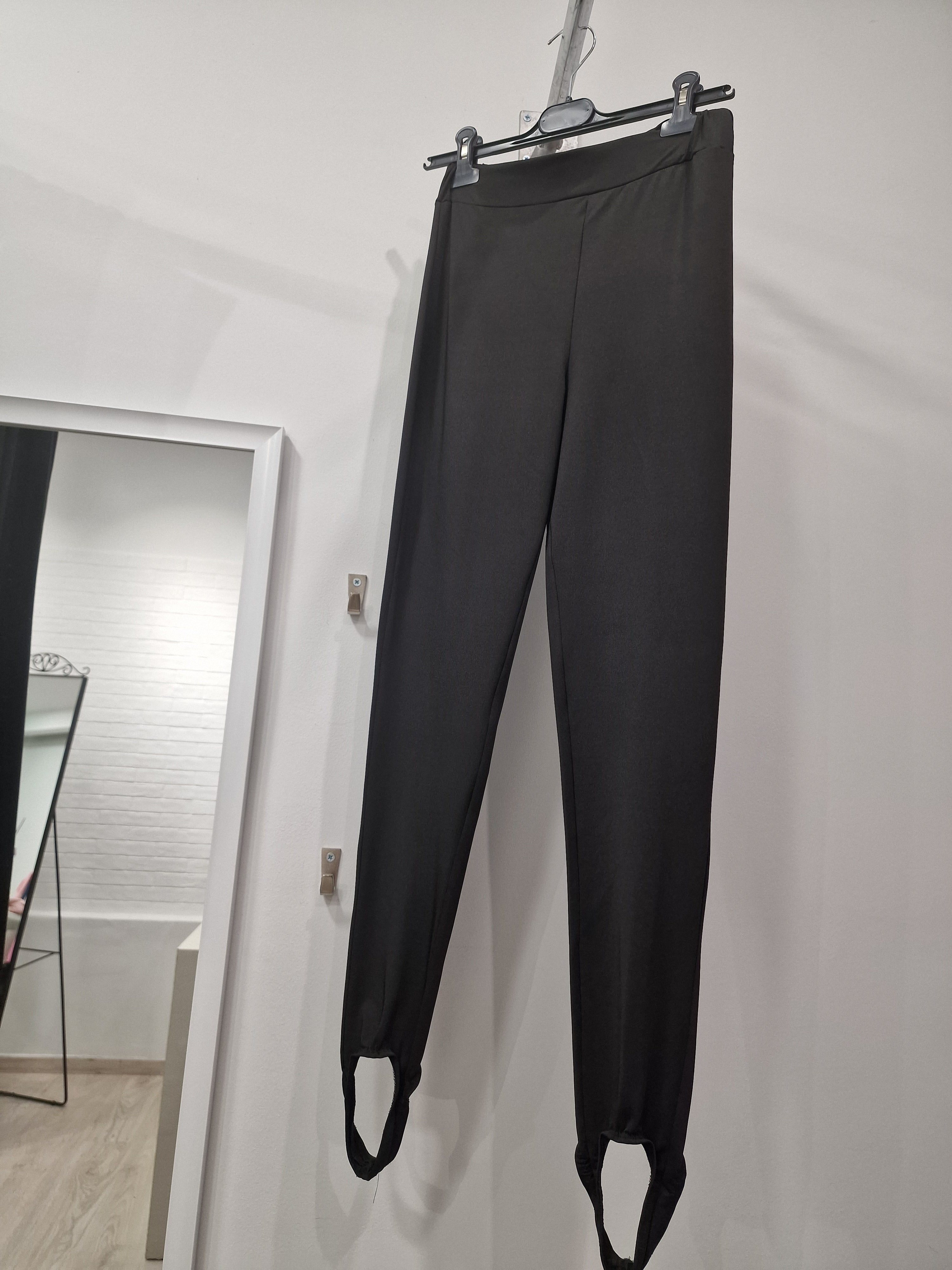 Κολάν με Λάστιχο στο Πόδι