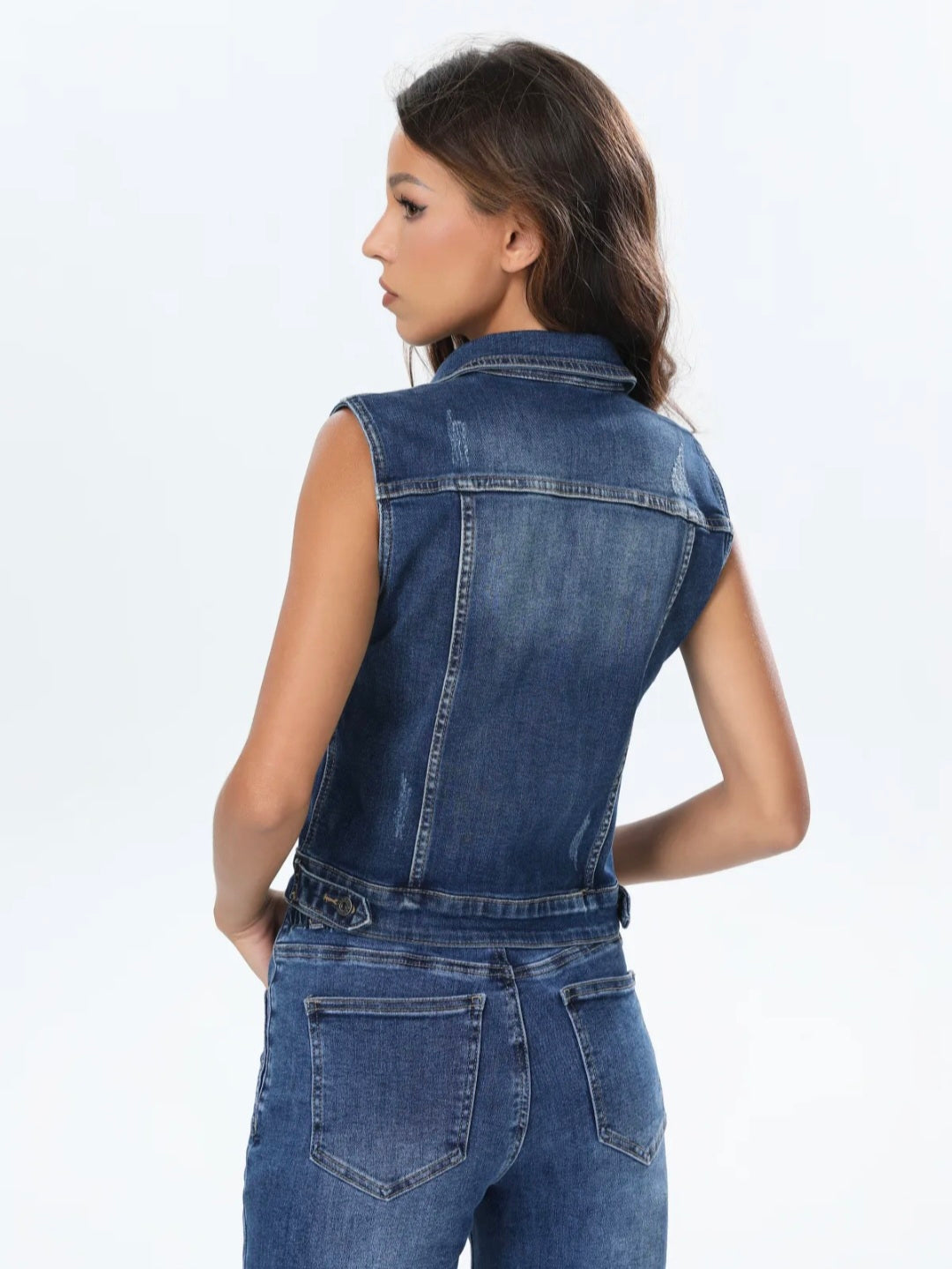 Αμάνικο Τζιν Μπουφάν